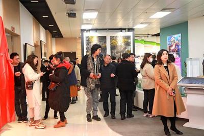 不可小看·霍曉藝術個展 西部文化產業(yè)中心招商中心的藝術盛宴